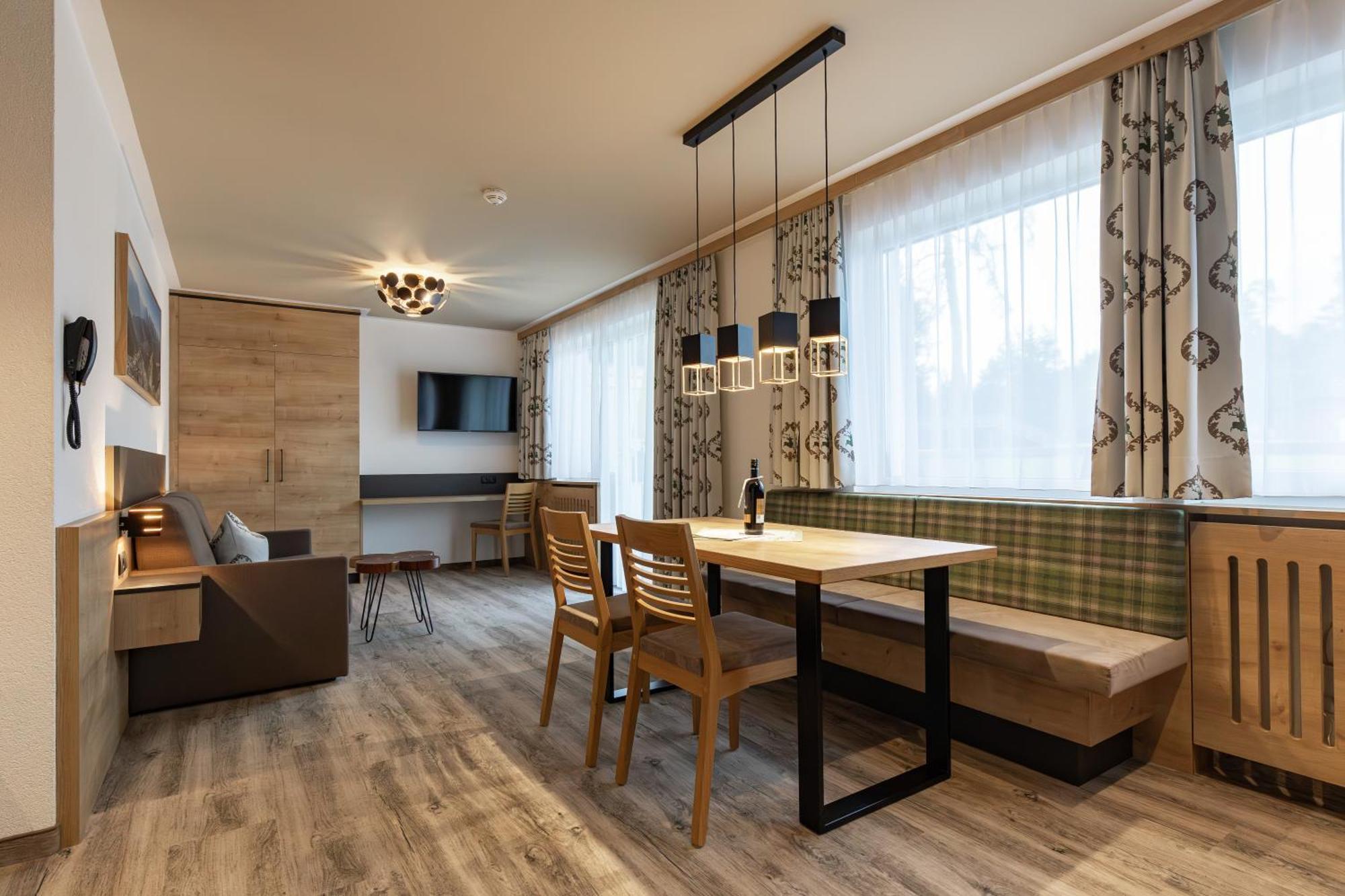 Das Aparthotel Olympia Tirol Seefeld in Tirol Exterior photo